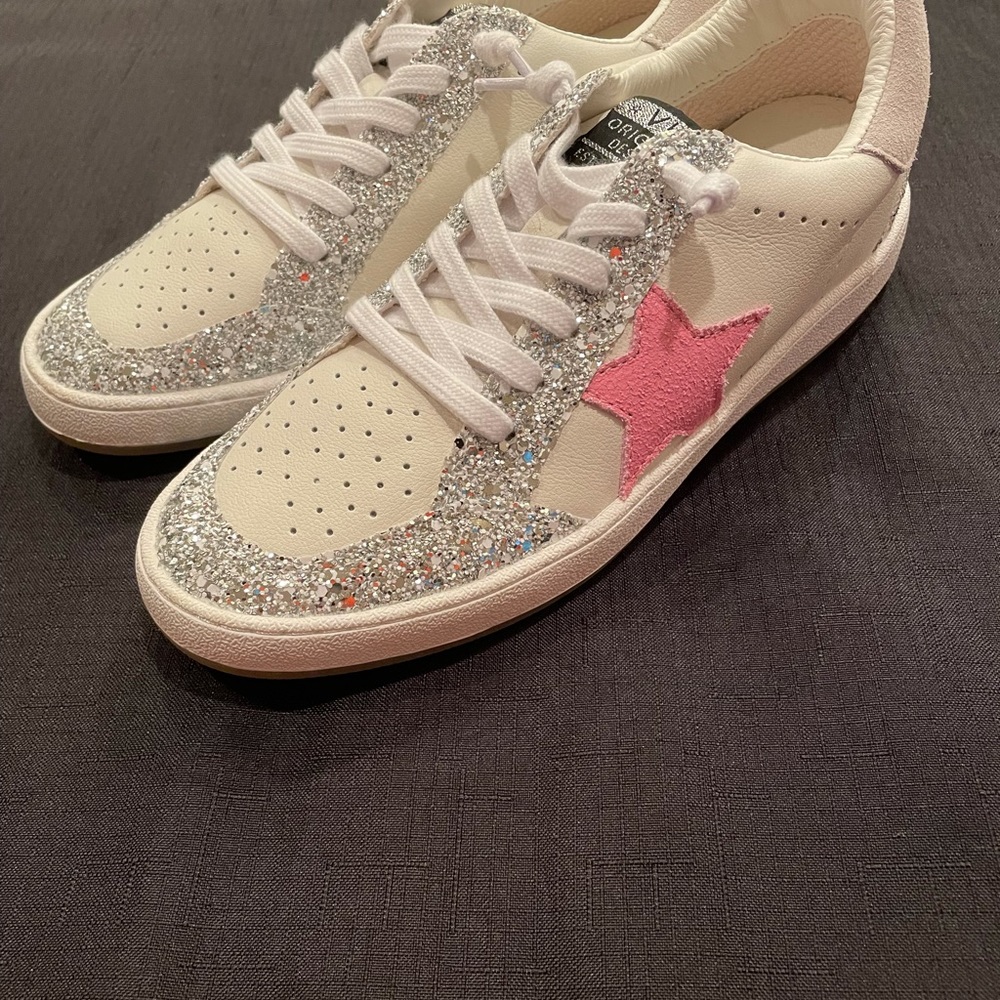 NWOT Vintage Havana Lolita White/Glitter Fashion Sneakers size 8.5